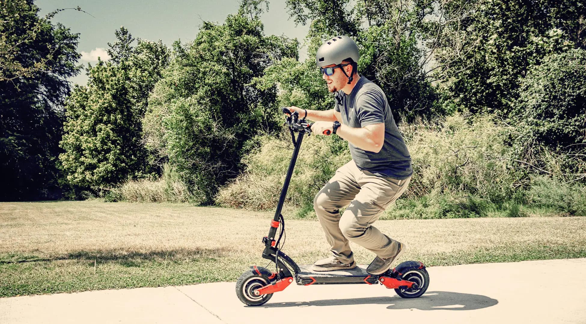 Balade en trottinette électrique, une activité dynamique disponible chez Pop'in.